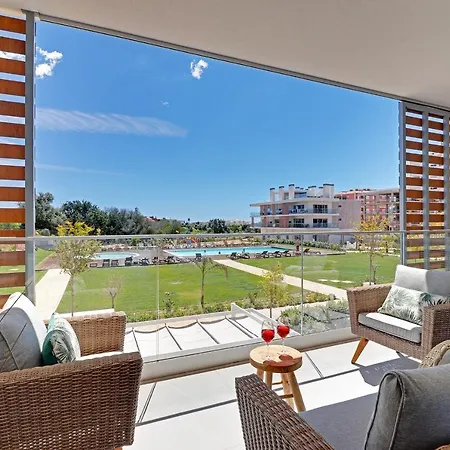 Vista Jardim By Portucasa Apartment